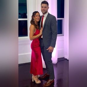 Red petal and pup dress size 4